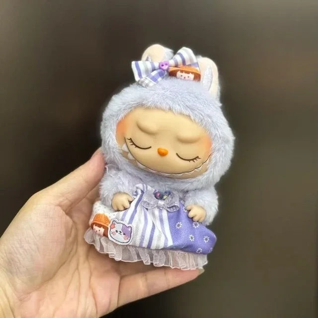 Ropa (muñeca no incluida)