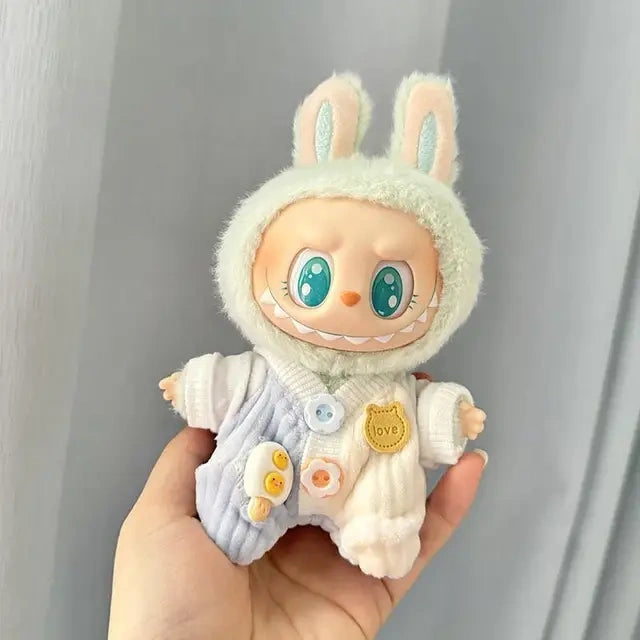 Ropa (muñeca no incluida)